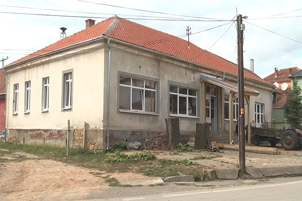 Negotin: U MZ Jabukovac privode se kraju radovi na opštinskoj zgradi koja je data na korišćenje AKUD- u 