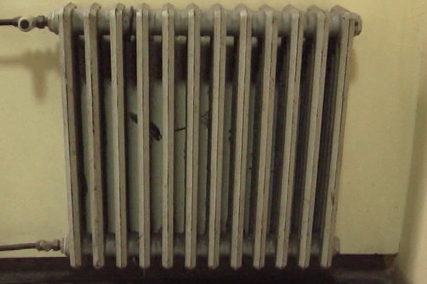 U Zaječaru i dalje topli radijatori ukoliko za tim ima potrebe (VIDEO)