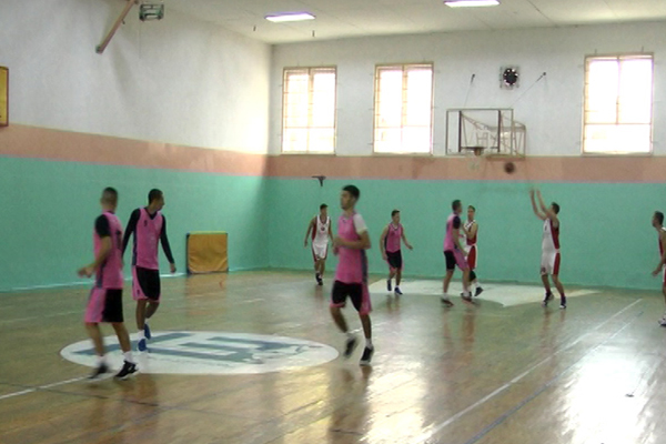 U Zaječaru održano gradsko takmičenje u košarci i basketu 3x3 (VIDEO)