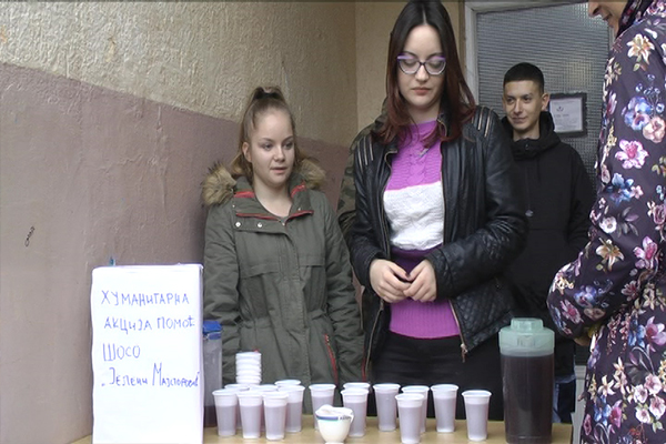 Prodajom čaja skupljaju sredstva za učenike ŠOSO Jelena Majstorović (VIDEO)