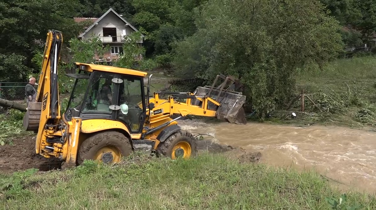 Poplava u Krepoljinu i naseljima Breznica i Selište