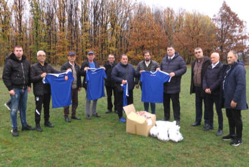 Podeljena sportska oprema fudbalskim klubovima