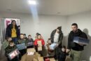 Poletarac obradovao decu novogodišnjim paketićima
