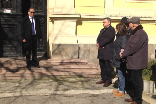 Protest ispred suda u Zaječaru